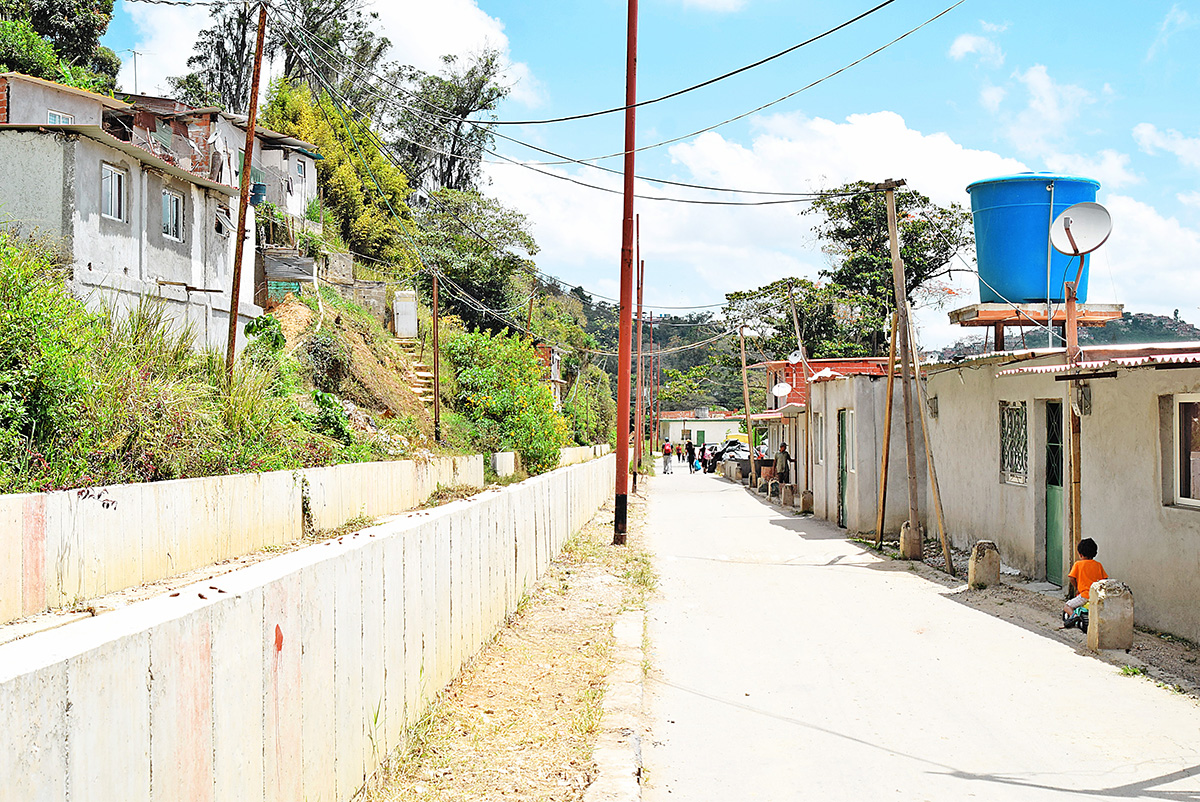 Las bolsas del CLAP no llegan a La Pradera