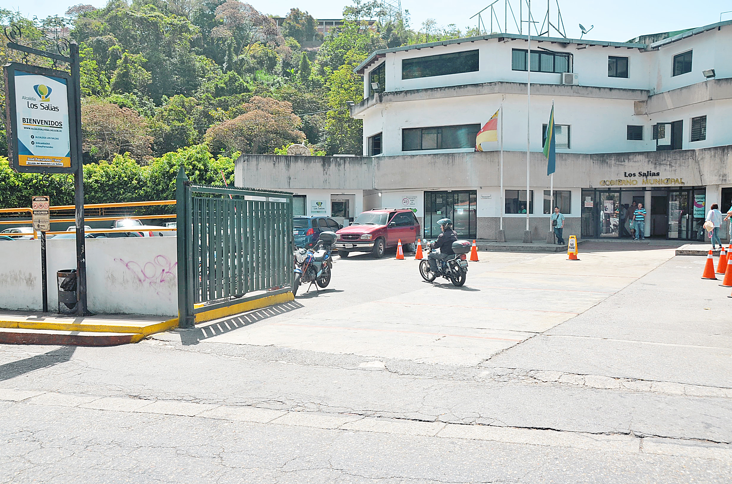 Estudian pago de bono antes de Semana Santa