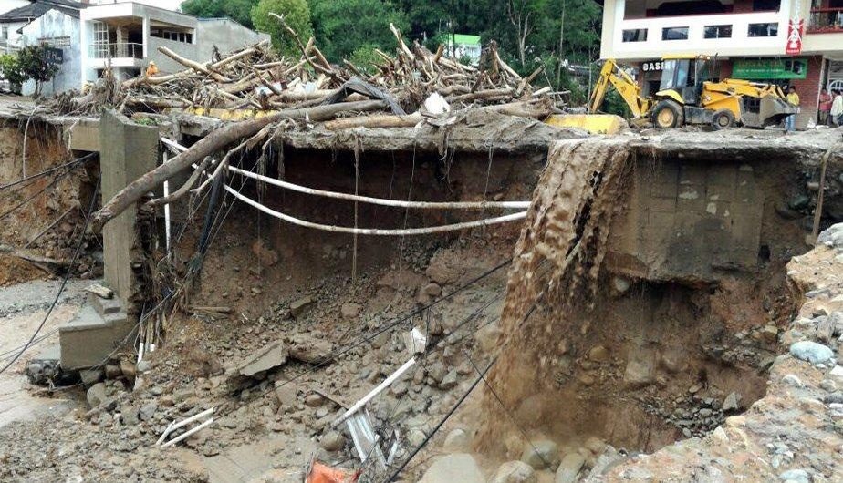 Colombia: 12 muertos por derrumbes provocados por lluvias