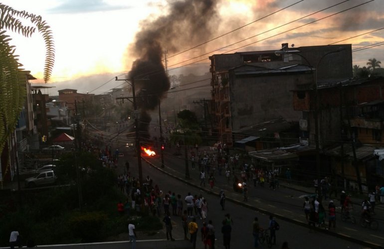 Colombia: toque de queda en Buenaventura tras disturbios