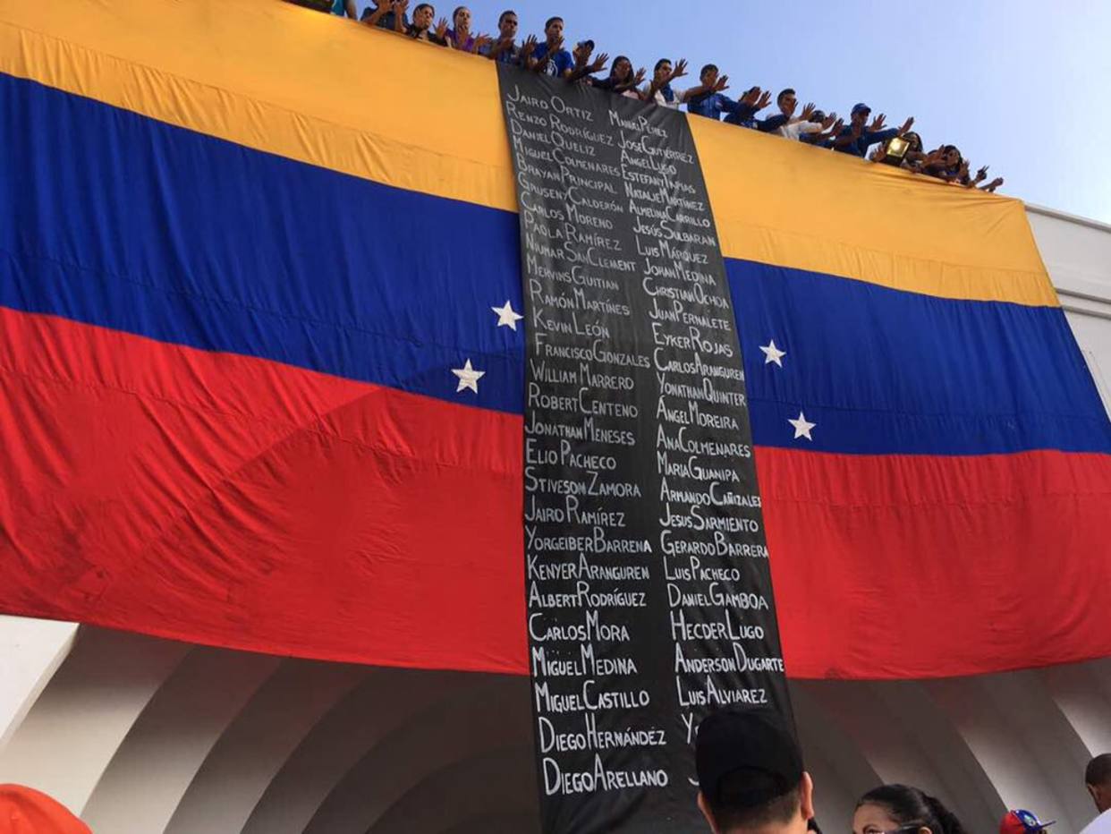 Cronología: 60 muertos en protestas en Venezuela hasta el 24 de mayo