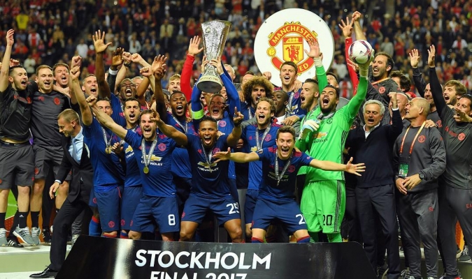 El Manchester United se enfila de nuevo en la Champions