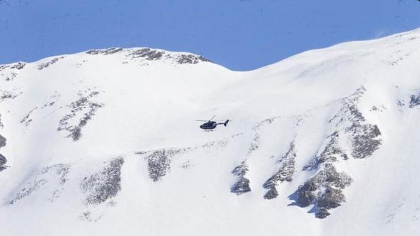 Tres esquiadores fallecieron tras avalancha en los Alpes franceses