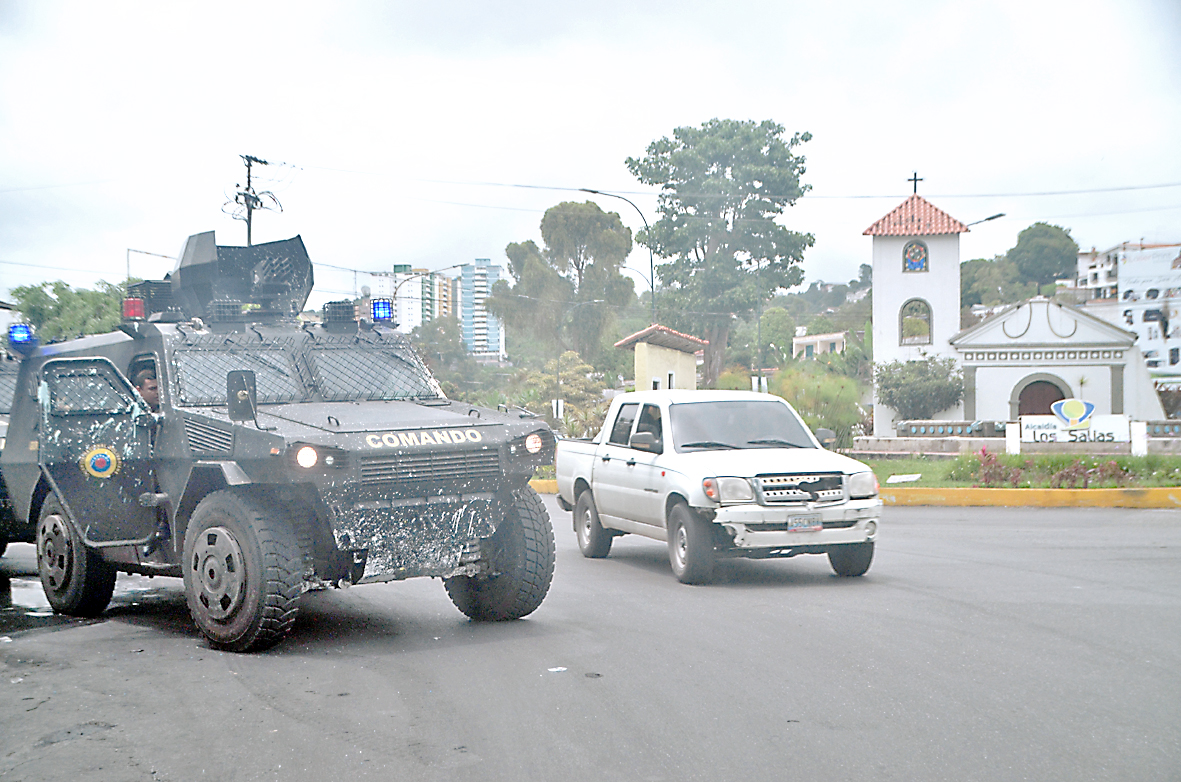 70 heridos es el saldo de las manifestaciones en Los Salias