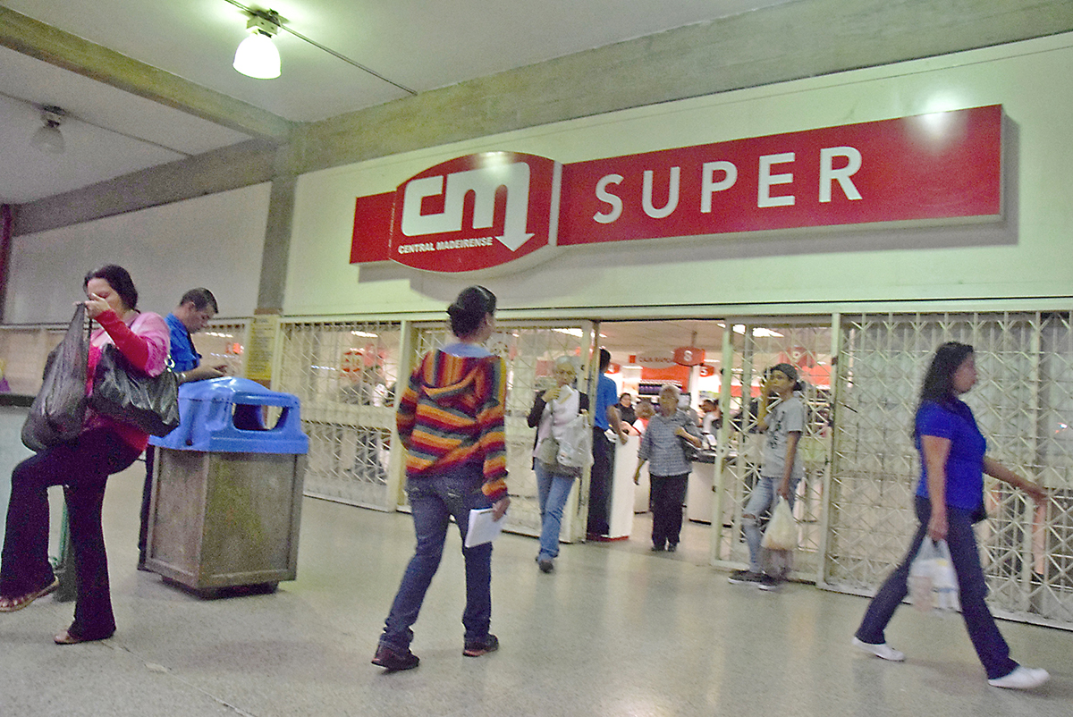 Exigen levantar ventas por terminales de cédula