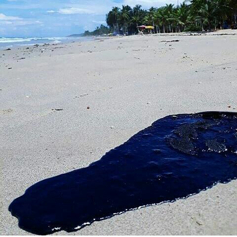 Reportan más de 8 playas de Margarita afectadas por derrame petrolero