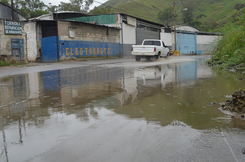 Vuelta El Zamuro  en el abandono