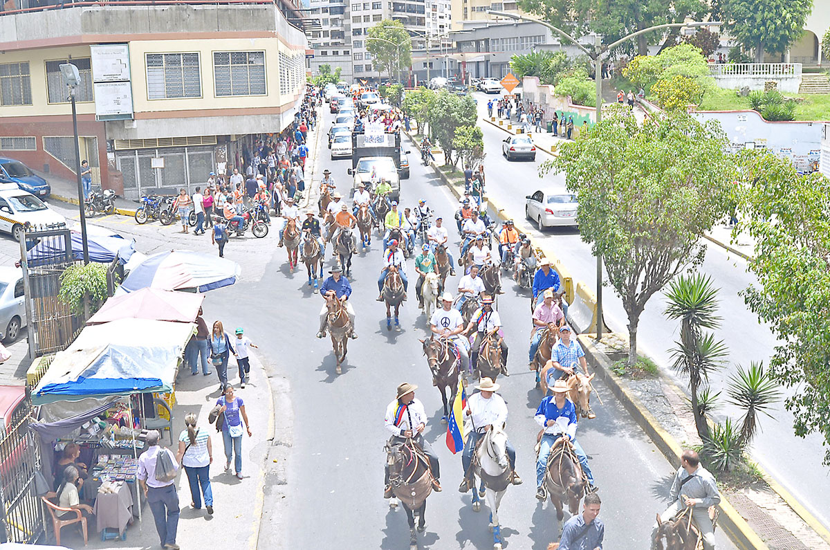 Cabalgata en los Altos