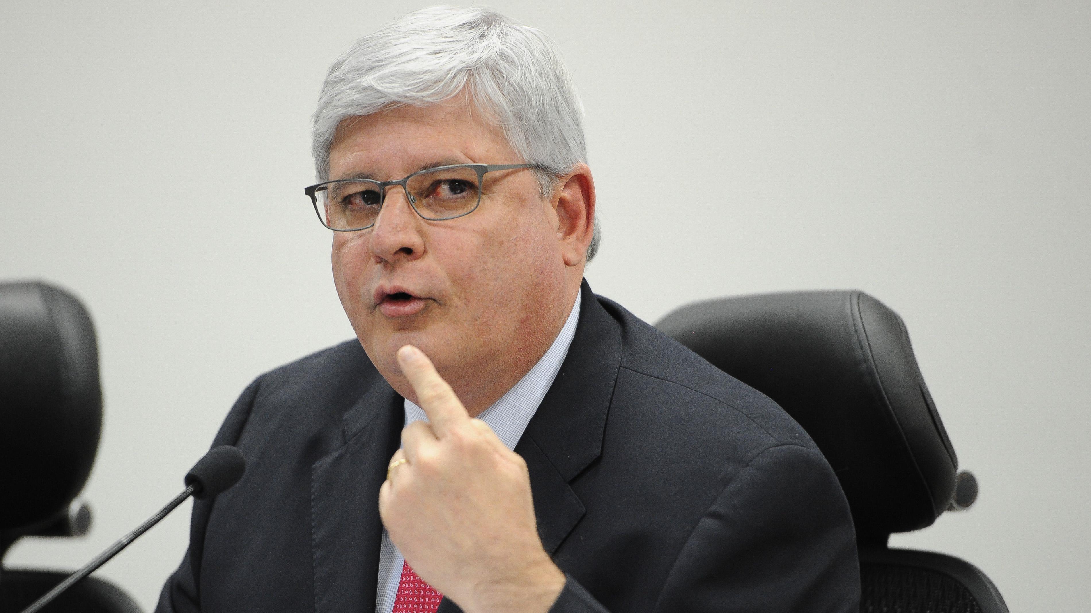 Fiscal general de Brasil presentará la próxima semana los cargos contra Temer