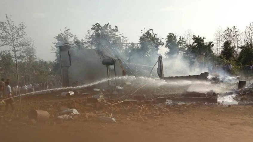 20 muertos dejó explosión de fuegos artificiales en India