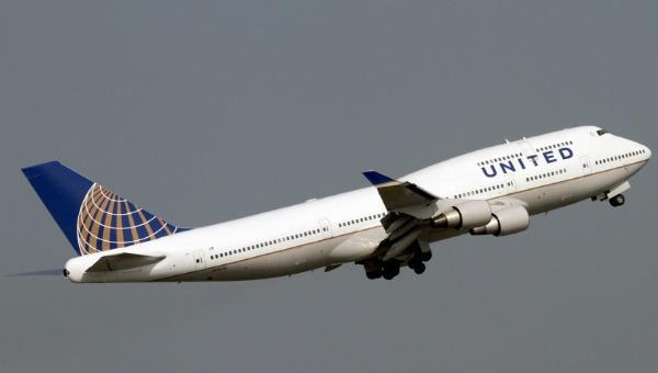 United Airlines cesará vuelos a Venezuela