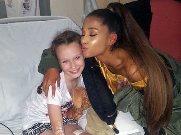 Ariana Grande visitó a víctimas del ataque terrorista en Manchester