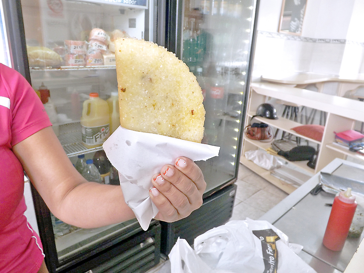 Desayunar en la calle cuesta un ojo de la cara