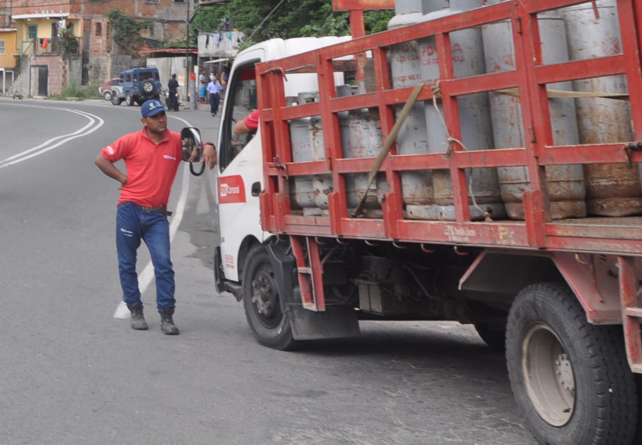 En José Gregorio denuncian acaparamiento del gas