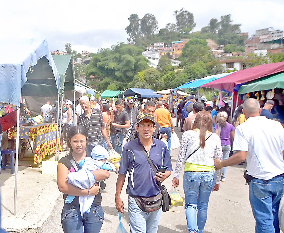 Retiraron a 22 informales en la Miranda