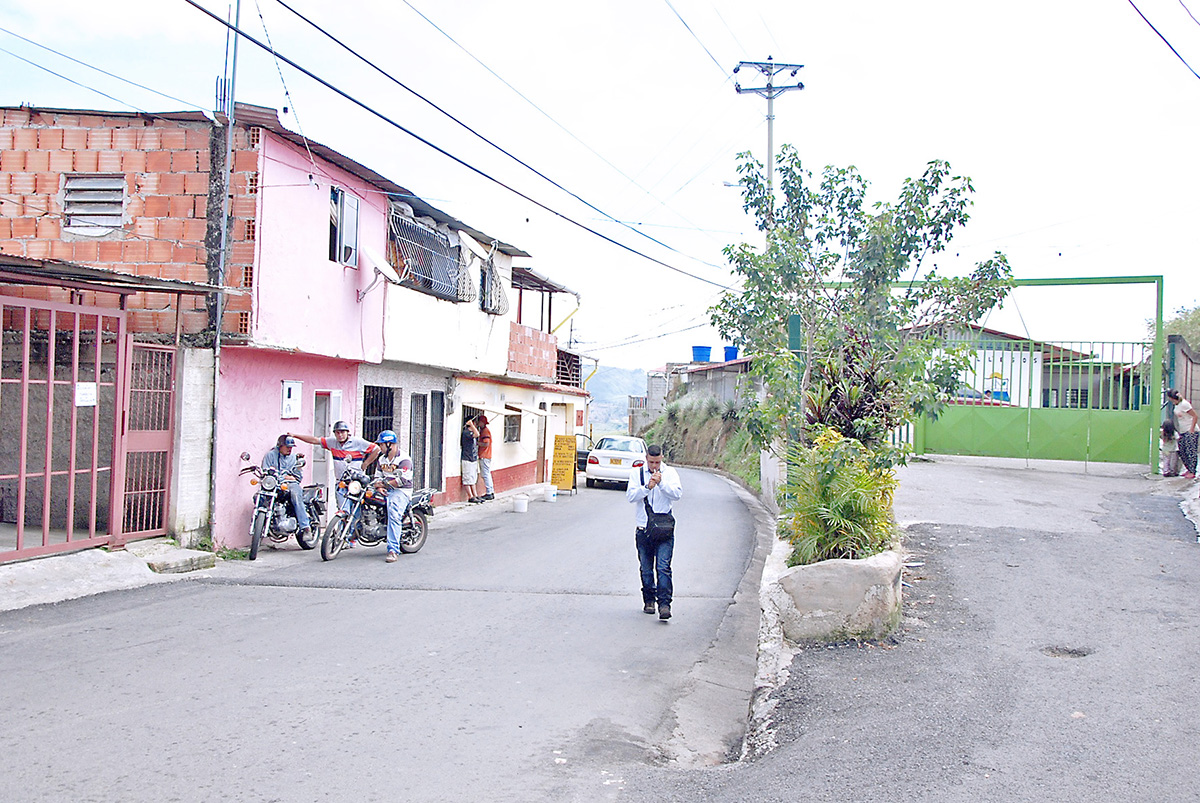 Banda del ‘‘Vaca Negra’’ azota en Rómulo Gallegos