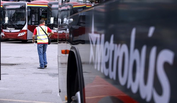 Suspenden rutas del Metrobús y Buscaracas este jueves