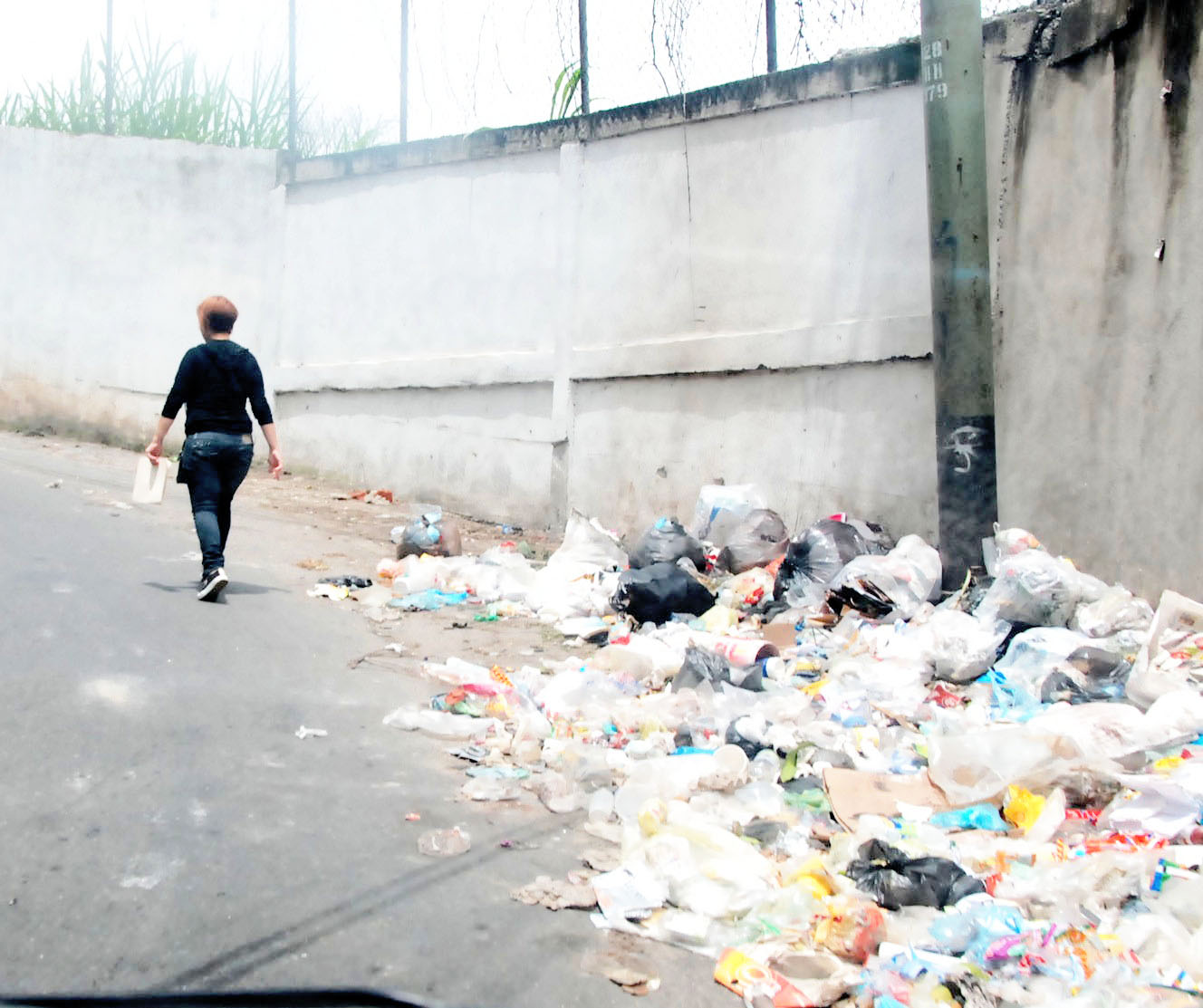 Aseo urbano no visita la Calle 24 de Julio