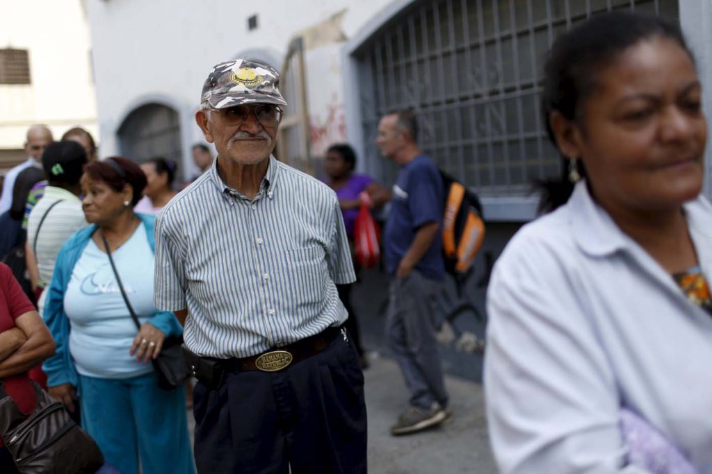 Pensionados cobrarán este jueves Bs 169.054 por retroactivos del incremento salarial