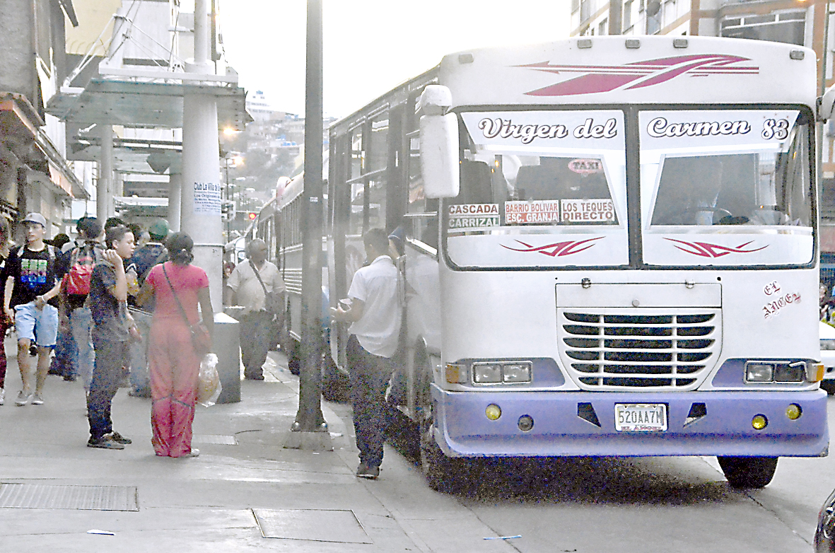 Transportistas retoman servicios en Carrizal