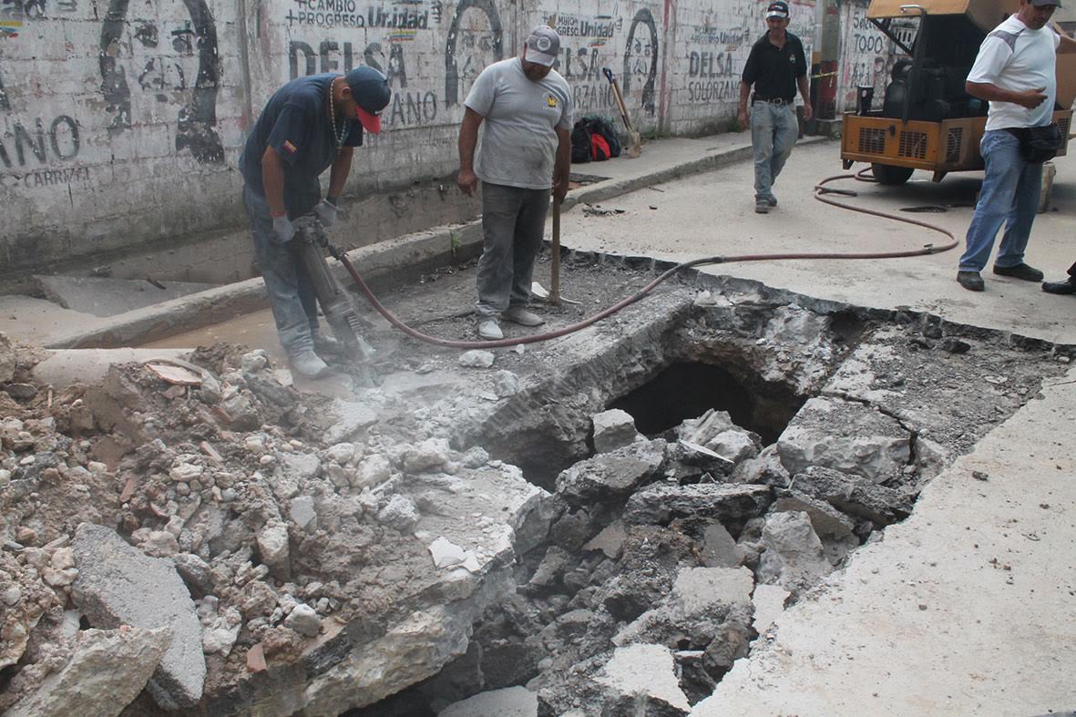 Alcaldía de Carrizal rehabilita vialidad en calle El Trigo