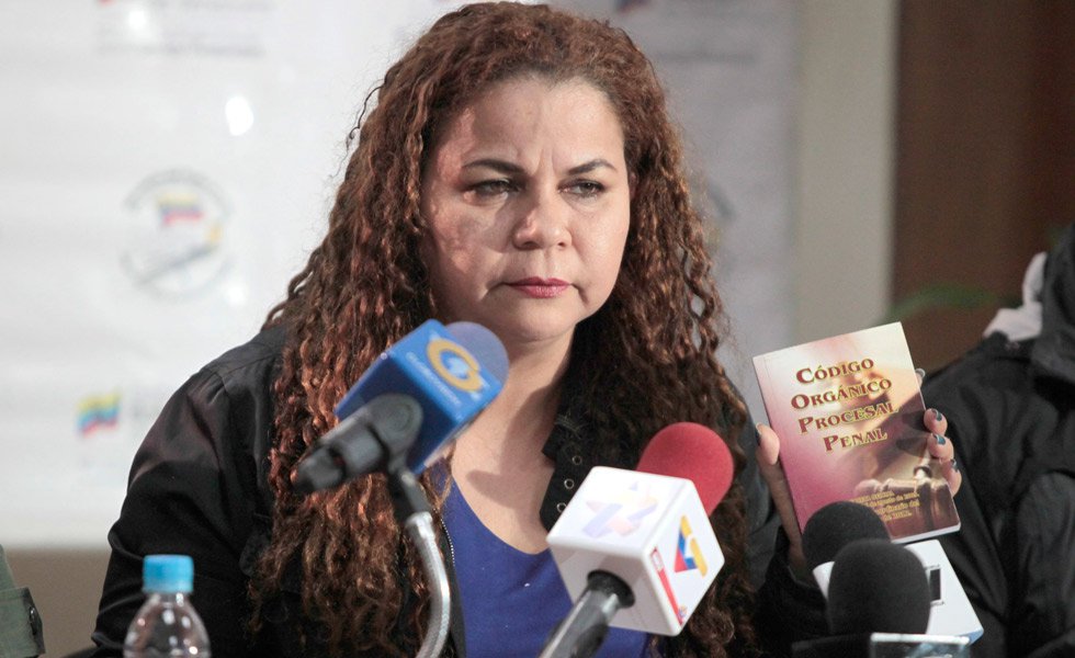 Iris Varela: Ya hay que ponerle los ganchos a Ortega Díaz