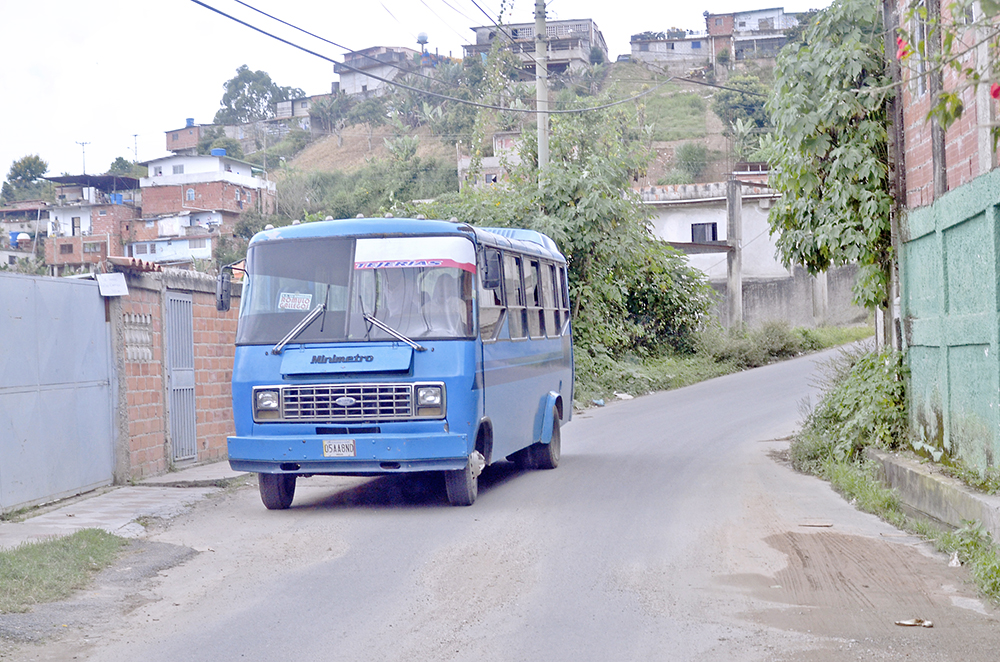 Una vez a la Cuaresma pasa transporte en Rómulo Arriba