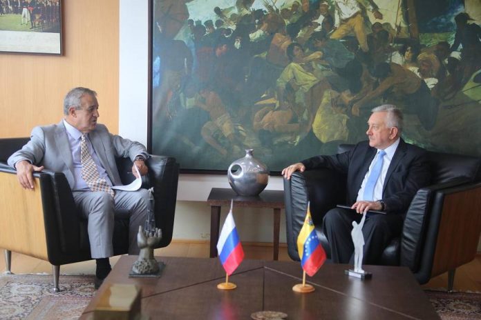 Venezuela y Rusia revisaron proyectos de inversión conjunta