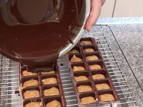 Enseñaron técnicas para preparar chocolates en Los Teques