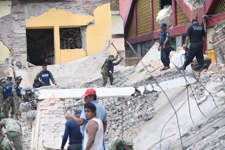 Autoridades: Al menos 61 muertos por terremoto de 8,2 en México