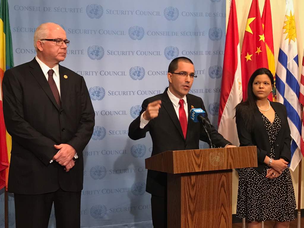 Canciller Arreaza acusa a Trump de vulnerar los principios de la ONU