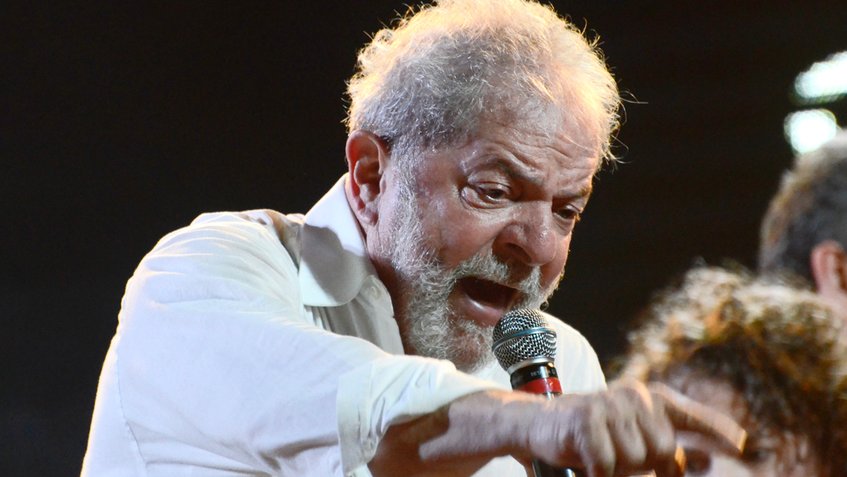 Lula cierra su gira de precandidato presidencial en territorio aliado