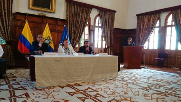 Gobierno colombiano y ELN anuncian acuerdo de cese al fuego bilateral