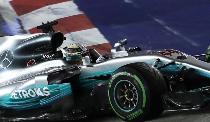 Hamilton se alza con el GP de Singapur con un Vettel accidentado