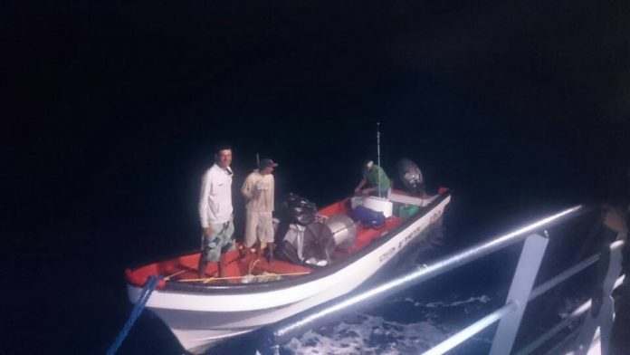 Hallaron a pescadores desaparecidos en Vargas