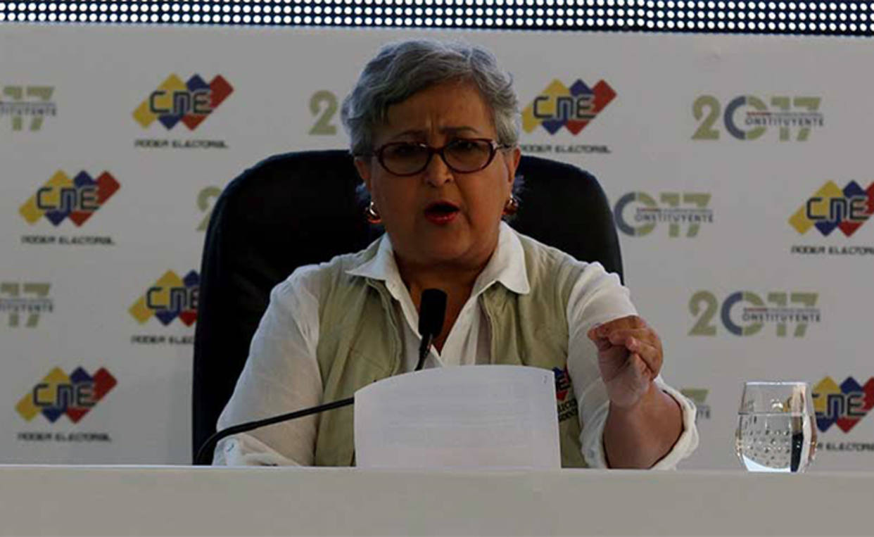 Tibisay Lucena aseguró cumplimiento del cronograma electoral