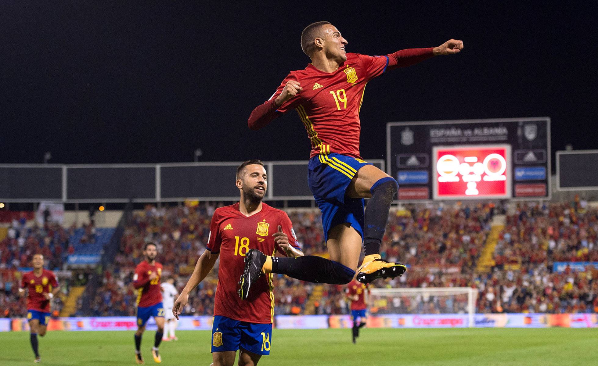 España golea a Albania y ya es Mundial
