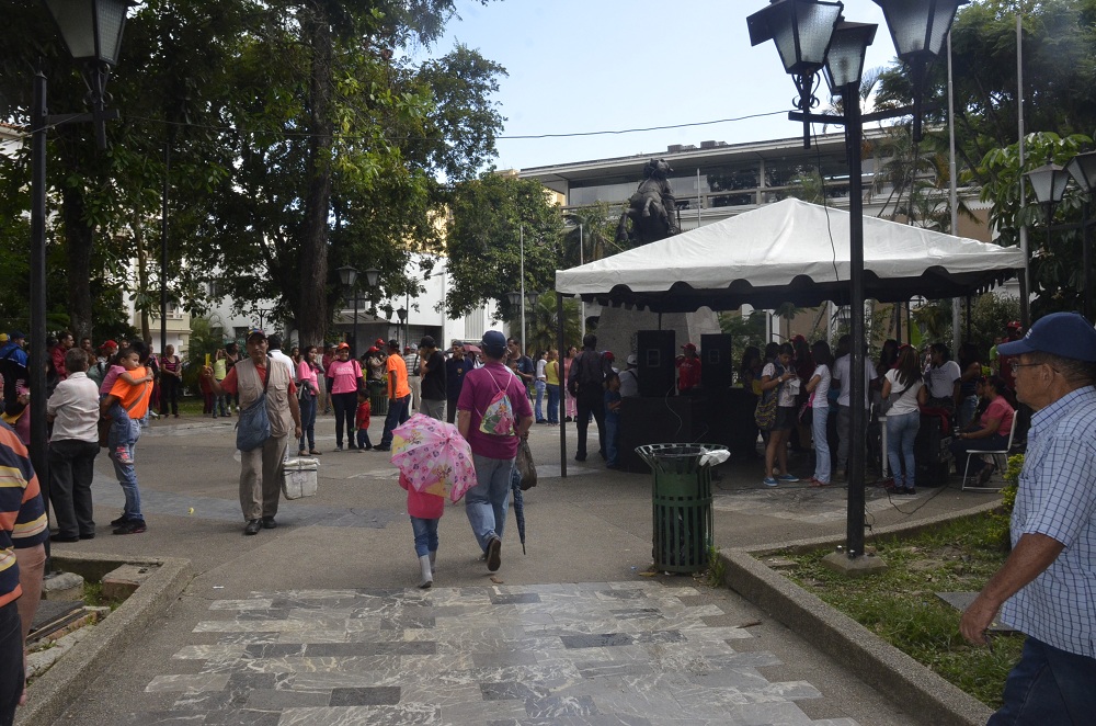 Plaza Bolívar, epicentro de celebración