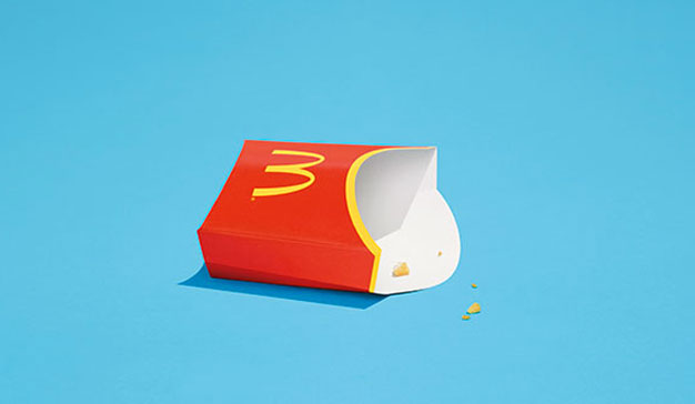 En esta minimalista campaña de McDonald’s la comida ha desaparecido