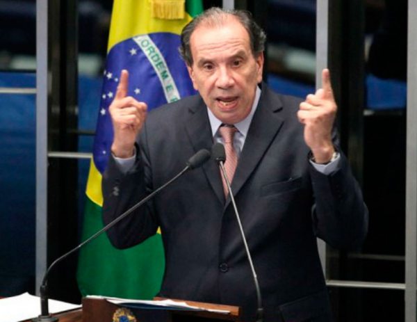 Canciller brasileño dice que suspensión de Venezuela dio “mayor libertad” al Mercosur