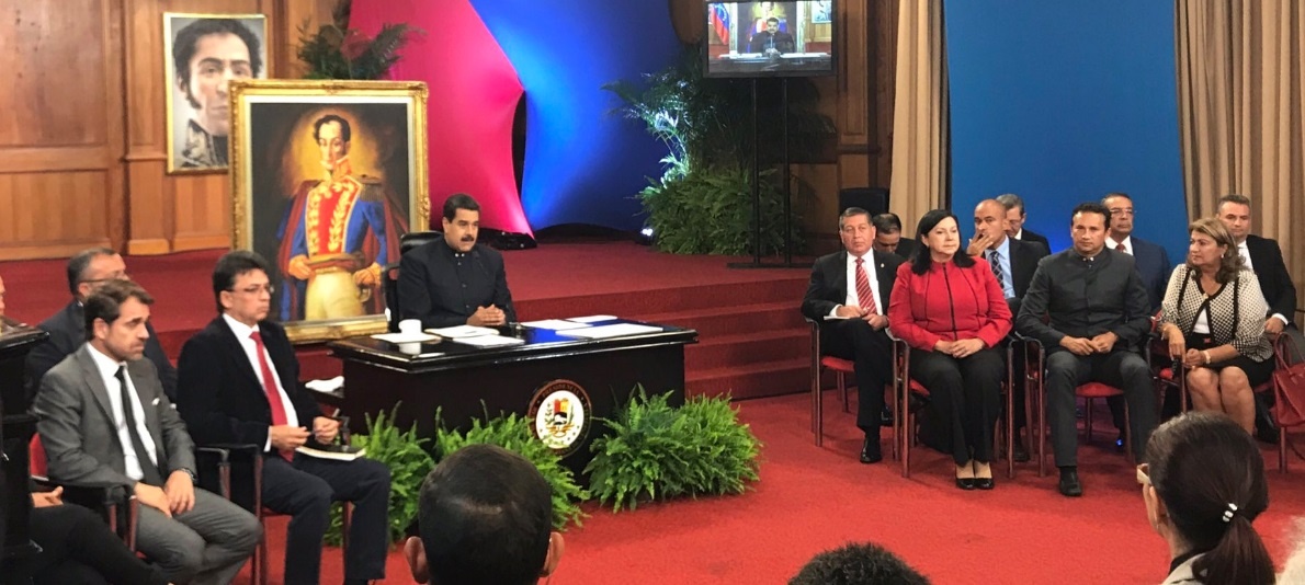 Presidente Maduro ofrece rueda de prensa a medios internacionales