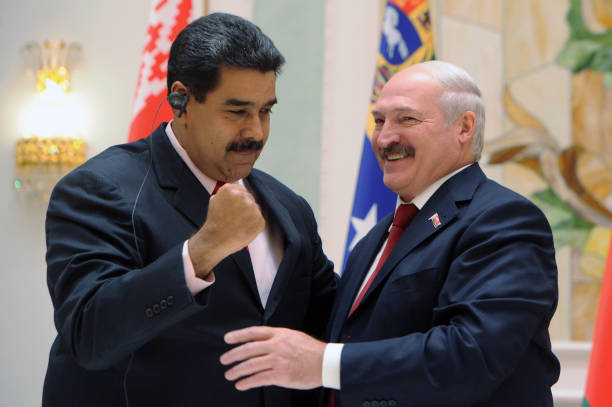 Venezuela y Bielorrusia evalúan desarrollar acuerdos en materia de hierro y acero