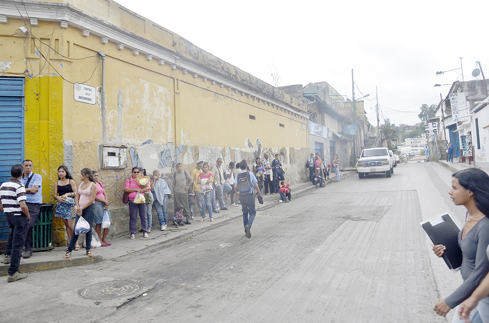 Se quejan del mal servicio de transporte en La Macarena