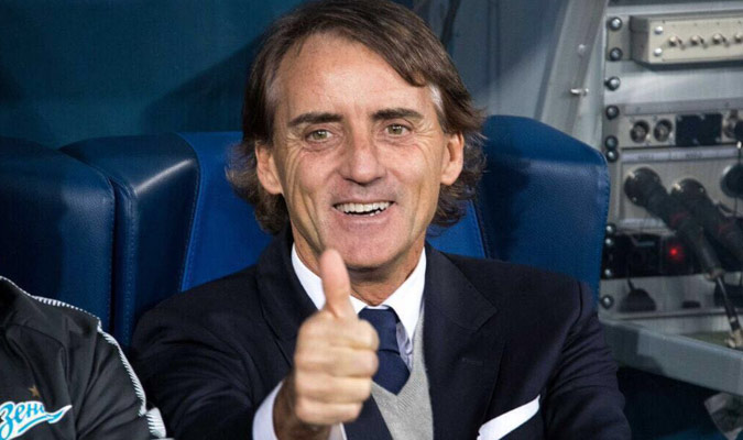 Italia presentará el martes a Roberto Mancini como nuevo seleccionador