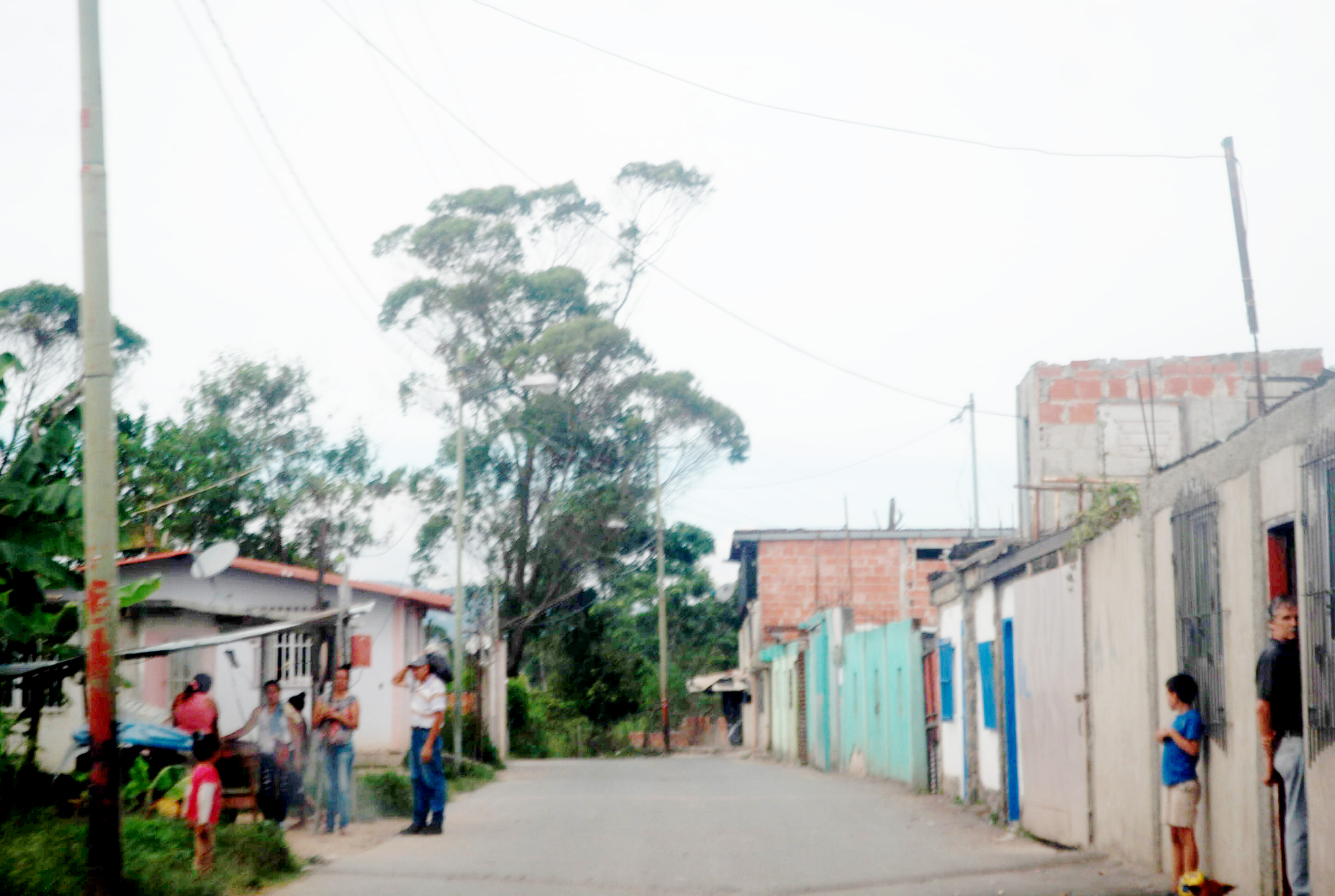 Murió sujeto tras enfrentamiento en Barrio Miranda II