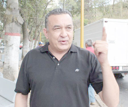 Atribuyen “anarquía buhoneril” a alcaldes chavistas