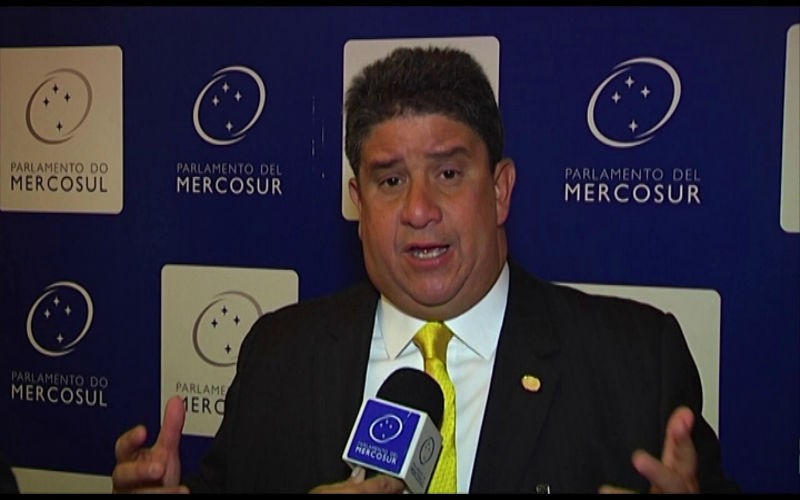 Correa: Mercosur instó a Venezuela abrir canal humanitario ante “crisis social y migratoria”