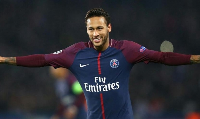 Neymar asegura que se quedará en el PSG para ganar títulos