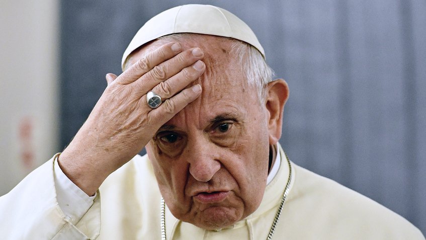 Papa Francisco aparta de sus funciones a cardenal acusado de abuso sexual