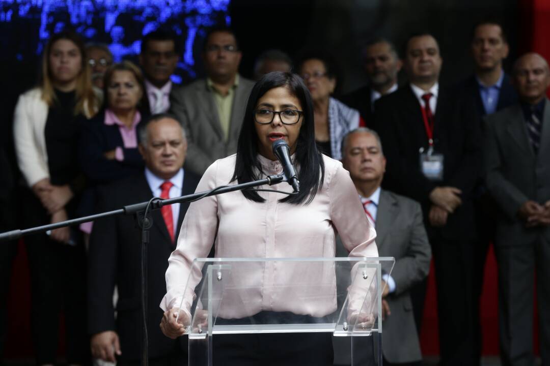 Delcy Rodríguez: Los venezolanos estamos llamados a actuar unidos para superar la guerra económica